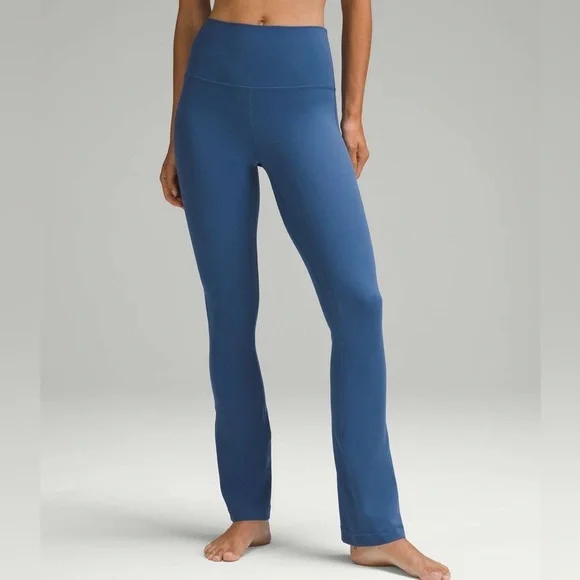 Lululemon Align High-Rise Mini-Flared Pant - Picture 2 of 11